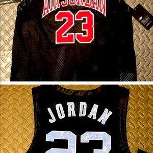 Air Jordan UNC/CHICAGO color schemes